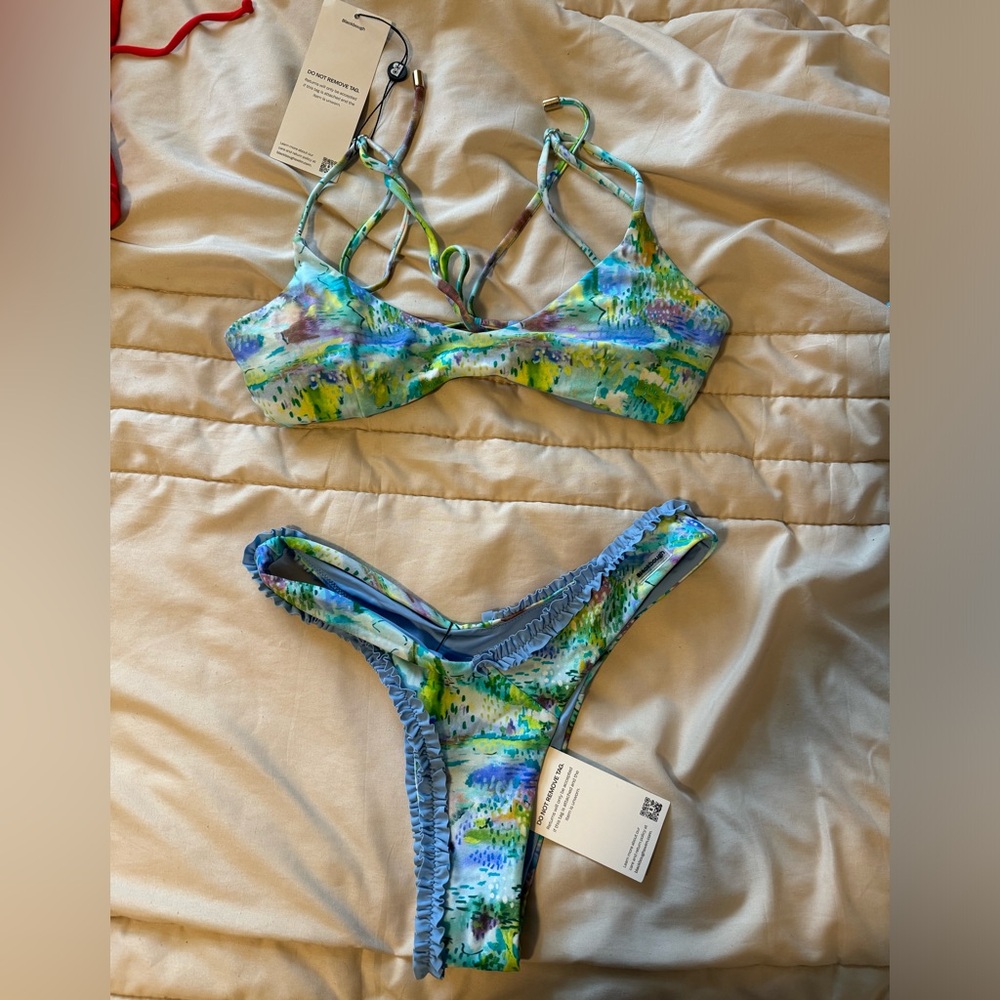Blackbough swim set